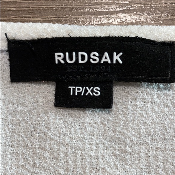 Rudsak White Sleeveless Split Side Top - Picture 6 of 6